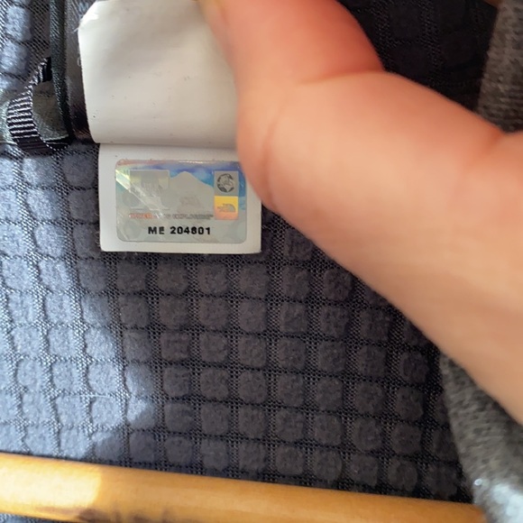 The North Face Gray Waffle Fleece Backed Zip Up Jacket - Picture 6 of 15